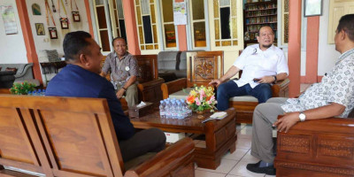 Dikunjungi Ketua DPD RI, Keuskupan Ende Sebut Indonesia Butuh Pemimpin yang Ayomi Semua Golongan
