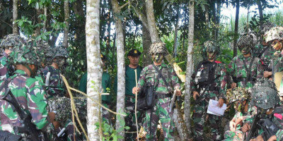 Semakin Memanas, Prajurit Korps Marinir Gempur Dan Kuasai Kedudukan Musuh