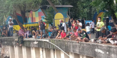 Peserta Lomba Mancing Karang Taruna Gropet Membludak Bikin Warga Terhibur