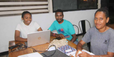 Lulus dari Amerika, Dua Putri Papua Ajak Generasi Muda OAP Berwirausaha