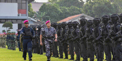 Kasal Resmi Tutup Kursus Penanggulangan Teror Aspek Laut (PTAL)