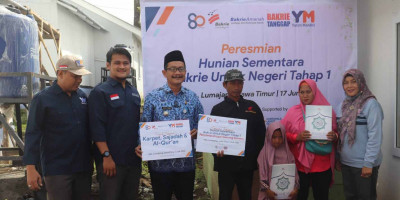Bakrie Amanah dan Yatim Mandiri Resmikan Hunian Sementara untuk Daerah Penyintas Bencana Erupsi di Kab. Lumajang