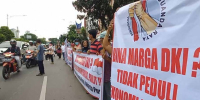 Gelar Aksi Unjuk Rasa, Pengusaha Kuliner Tolak Pelebaran Trotoar di Sepanjang Jalan Juanda