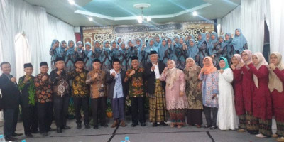 Wakil Menteri Agama Hadiri Wisuda PPQ Tansyitul Muta'Allimiin Bojonggede Kabupaten Bogor