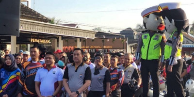 Polres Blitar Kota Gelar Sepeda Gembira