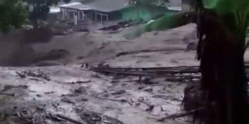 Banjir dan Tanah Longsor Terjang Kabupaten Bogor, Rusak Puluhan Rumah dan Putuskan Jembatan