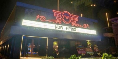 Anggota DPRD DKI Ini Minta Anies Baswedan Cabut Izin Holywings