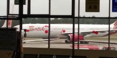 Pesawat Lion Air Gagal Mendarat, Batik Air Terpaksa Berputar 10 Kali