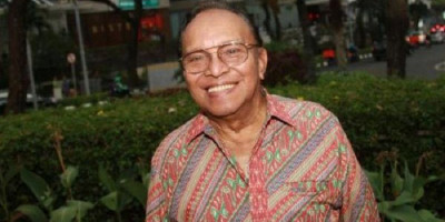 Musisi Senior Bob Tutupoly Meninggal Dunia