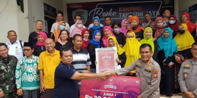 Lomba KTJ Anti Narkoba, RW 011 Perumahan Poin Mas Depok Raih Juara I 