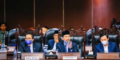 DPD  RI Sahkan Beberapa Keputusan di Sidang Paripurna Ke-12