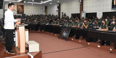 Wali Kota Batam Berikan Pembekalan Kepada Perwira Siswa  Dikreg LXII Seskoad