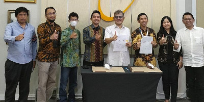 Budiman Sudjatmiko Kawal Langsung Penandatanganan MoU KSDI dan Icon+