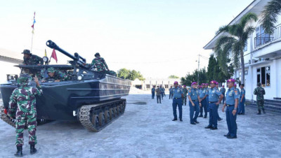 Jajaran Penerangan Korps Marinir Ikuti Pelatihan Teknis Presenter TNI AL