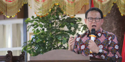 Pada Konferda I PA GMNI Sumbar, Prof. Rokhmin Dahuri: Nasionalisme Sejalan Dengan Islam