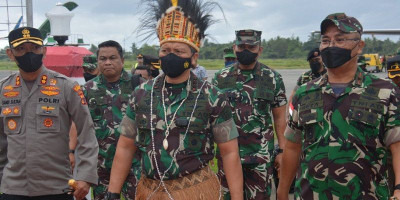 Pangkogabwilhan III Kunjungi Wilayah Perbatasan RI-PNG