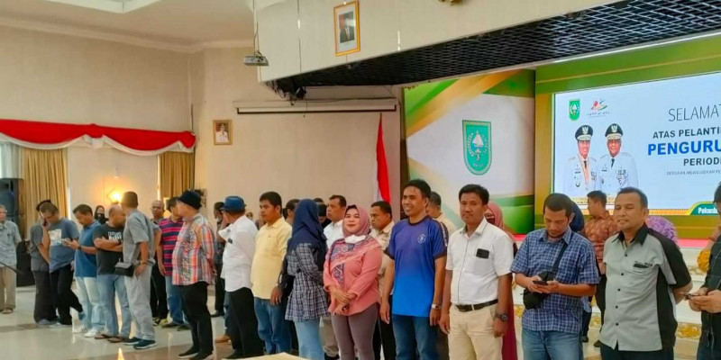 Hari Ini, Ketua PWI Pusat dan Gubri Hadiri Pelantikan Pengurus PWI Riau 2022-2027 