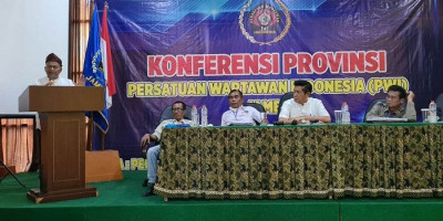 Terbukti Bukan Pengurus Parpol, H Ridwan Agus Terpilih Secara Aklamasi Jadi Ketua PWI Jambi 