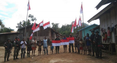 Kibarkan Bendera Merah Putih di Ujung Perbatasan 