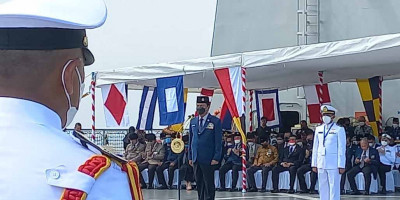 Peringati HUT ke-36, PPAL Gelar Upacara Proklamasi Kemerdekaan RI di KRI Semarang-594
