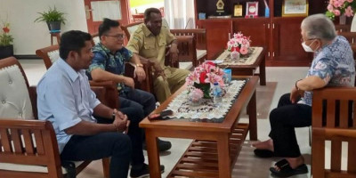 Pertemuan Pengurus Vox Point Merauke dengan Uskup Agung Merauke Bahas 3 Hal Pokok