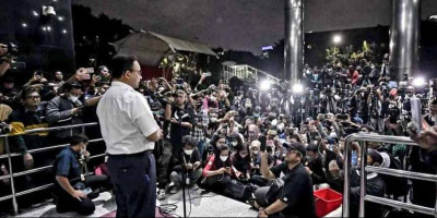 Kalau Anies Dijadikan Tersangka, Rakyat Tak Punya Pilihan Lain