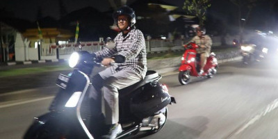 Keren, Kapolda Banten Ikut Fun Vespa Maung