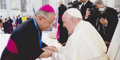 Uskup Mandagi Berharap Paus Berkunjung ke Merauke