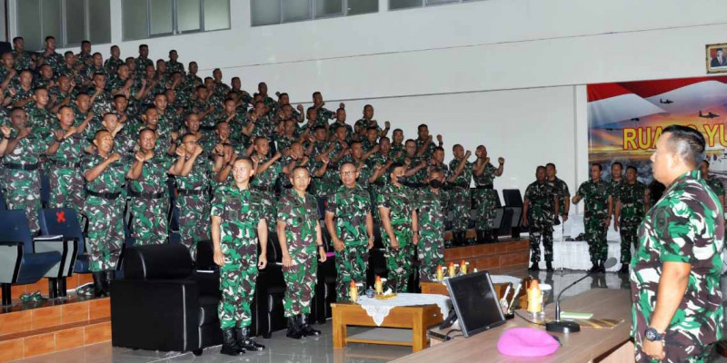 Wadan Kormar Berikan Pembekalan Kepada Siswa Diktukpa Dan Diktukpakat Korps Marinir