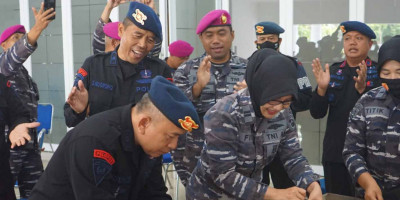 Sambut HUT TNI ke 77 Korps Brimob Menjaga Sinergritas TNI/POLRI