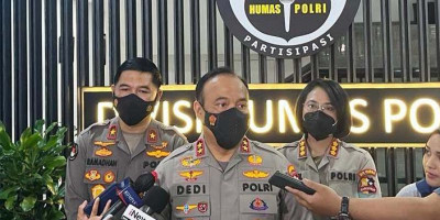 Kapolri Mutasi Kapolda Jawa Timur Irjen Nico Afinta