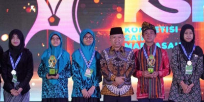 Berikut pemenang Kompetisi Sains Madrasah Nasional 2022