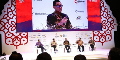 Wujudkan Transisi Energi, PLN Siapkan Proyek PLTS Terapung Singkarak dan Sagulinga 
