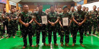 Aksi Heroik 2 Personel TNI AD Diganjar Penghargaan dari Danrem 174/ATW Merauke