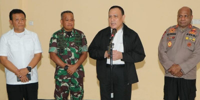 KPK Periksa Gubernur Papua di Jayapura