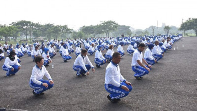 Prajurit Korps Marinir Tingkatkan Kesehatan Dengan Olah Raga Lien Tien Kung