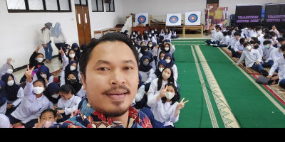 Leon Travis Tolak Bullying di Hari Guru Nasional 2022