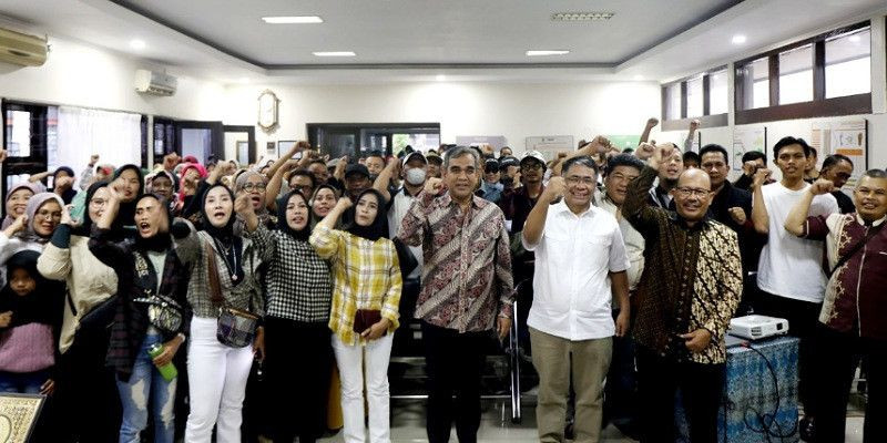 Dihadapan Sekjen Gerindra, UMKM Cibaduyut Bandung Siap Dukung Prabowo