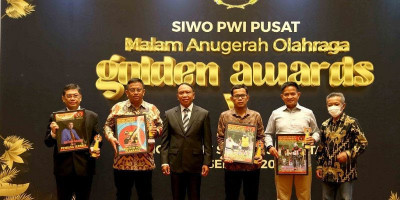 Golden Awards V Malam Anugerah Olahraga Siwo PWI Pusat 2022: Veddriq Hingga GM Utut Adianto Mengaku Haru dan Bangga Terima Penghargaan 