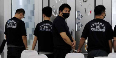 Vonis Satu Tahun untuk  Aliong Bos Singkawang Tak Sebanding Kejahatannya