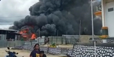 Pasar Waghete di Kabupaten Deiyai Provinsi Papua Dibakar