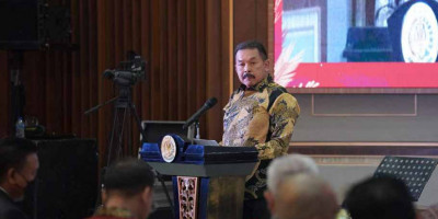 Jaksa Agung: Perayaan Natal Momentum Menjalin Kebersamaan dan Persaudaraan