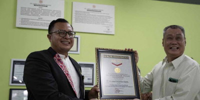  Kado Istimewa Akhir Tahun, PT. Labda Anugerah Tekstil Terima Anugerah Rekor Muri
