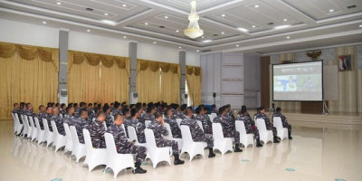 PJU Kormar dan Prajurit Korps Marinir Ikuti Entry Brifing Kasal Melalui Vicon  