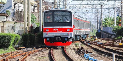 Anggota DPR Kritik Wacana Kenaikan Tarif KRL