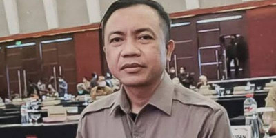 Wabup Blitar Rahmat Santoso Ancam Mundur dari Jabatan! 