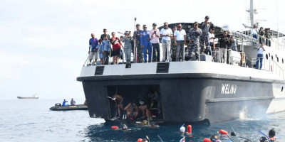 TNI AL Dukung Olahraga Perairan Melalui Kejuaraan Renang Danlantamal VII Cup