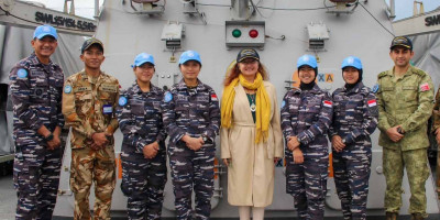 Penuhi Standar Persyaratan PBB, KRI Frans Kaisiepo-368 Terima Apresiasi COE