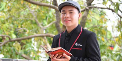 Kisah Taufik Pernah Jualan Bakso Bakar, Bagi Waktu antara Mengajar dan Kuliah  