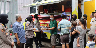 Peduli Stunting, Polres Metro Jakbar Gelar Program Peduli dan Berbagi